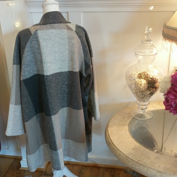 Max Studio Wool Over Coat or Jacket - Picture 6 of 6